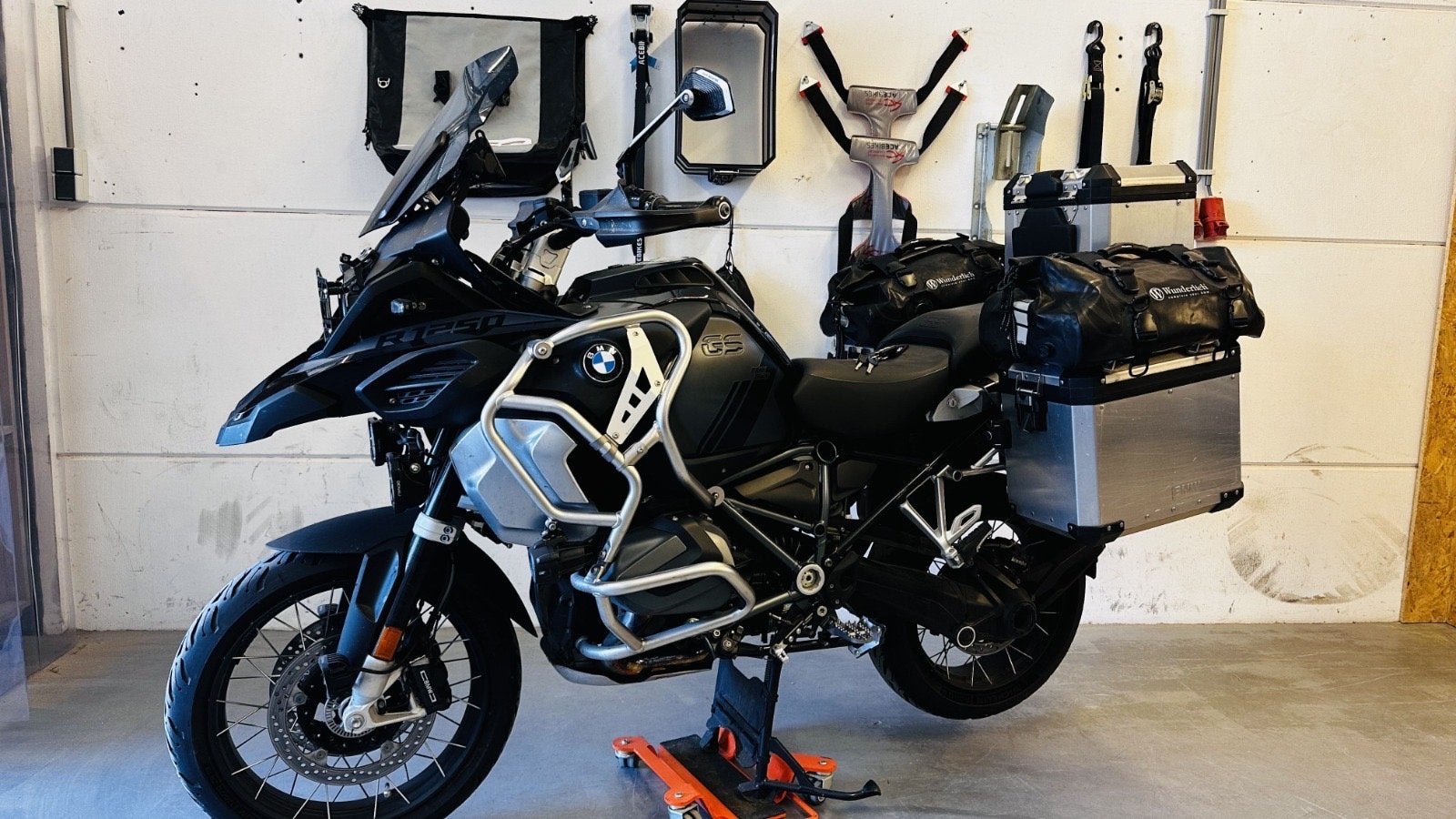 BMW R 1250 GS Adventure Triple Black 2021 zeer compleet, Motoren, 2 cilinders, Motorrijbewijs A, Gebruikt, Particulier