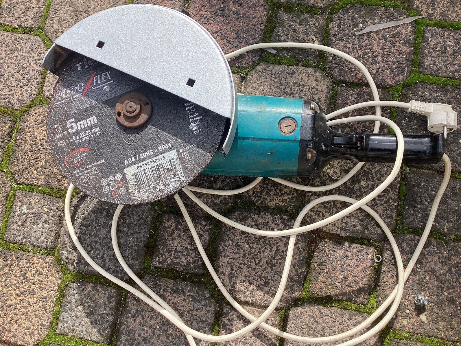 Haakse slijper Makita, Ophalen, Zo goed als nieuw, 1000 watt of meer, Haakse handslijpmachine