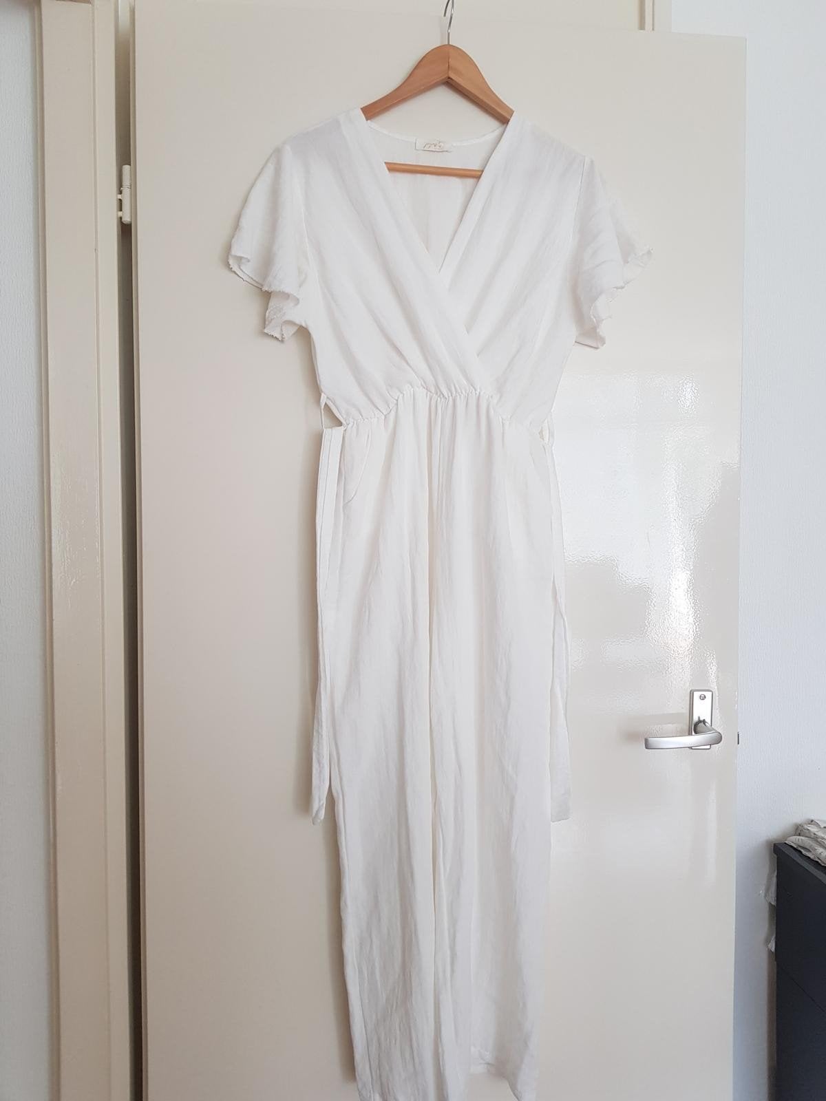 Witte jumpsuit maat S nieuw, Ophalen of Verzenden, Nieuw, Maat 36 (S), Wit