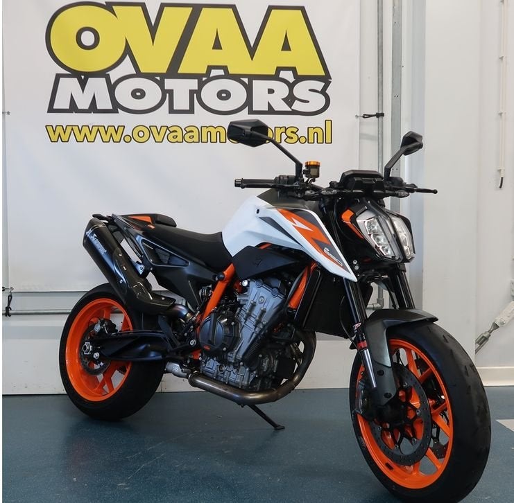 KTM 890 DUKE R (bj 2020) 10,560 km, KTM, Motorrijbewijs A, Onbekend, Onbekend