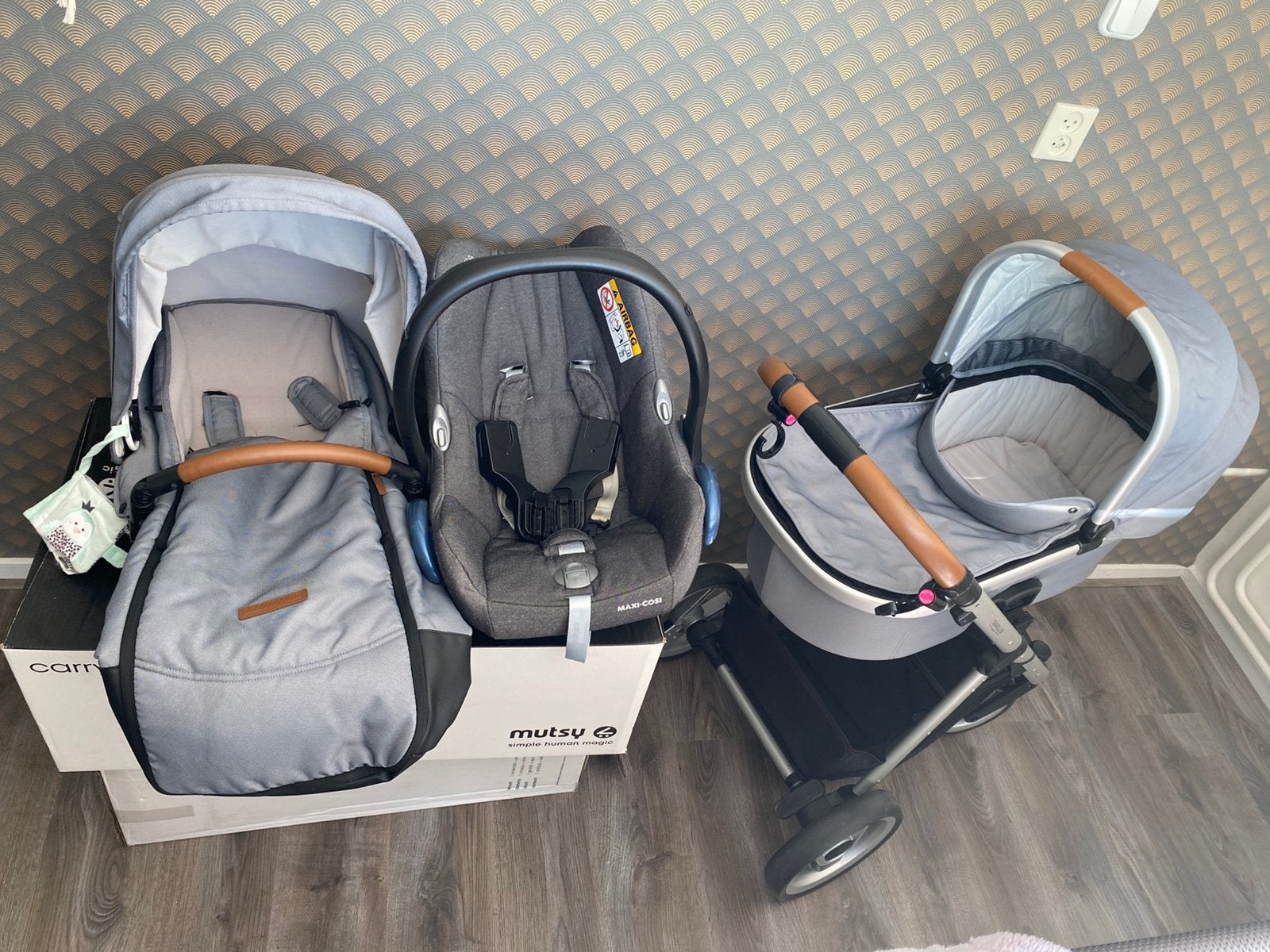 3 in 1 Mutsy  Kinderwagen ,maxi-cosi, buggy, Ophalen of Verzenden, Zo goed als nieuw, Maxi-Cosi