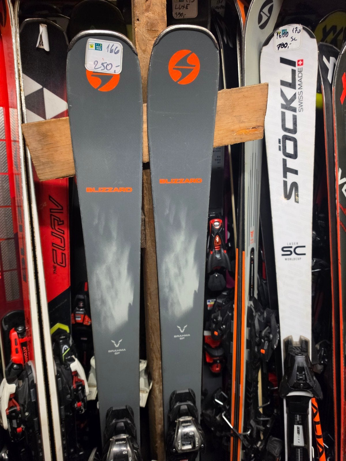 166cma blizzard brahma 82 all Mountain top skis, Overige merken, 160 tot 180 cm, Ophalen of Verzenden, Zo goed als nieuw