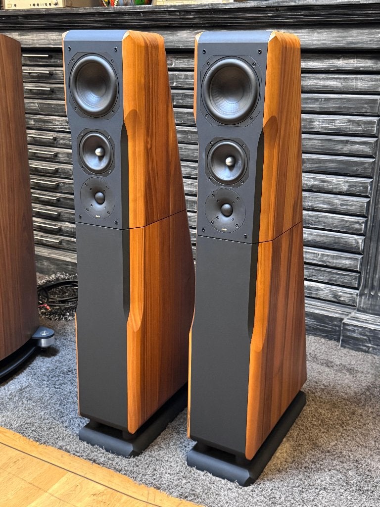 Chario Ursa Major / Occasion set, Gebruikt, 120 watt of meer, Front, Rear of Stereo speakers, Ophalen