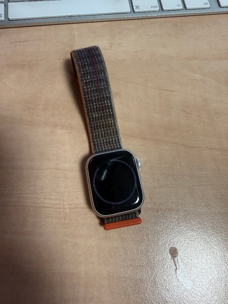 Apple watch series 8 41MM Starlight Aluminium GPS