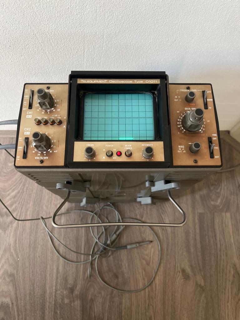 Telequipment Oscilloscope Type D1011 met handleiding, Ophalen, Gebruikt, Overige meters