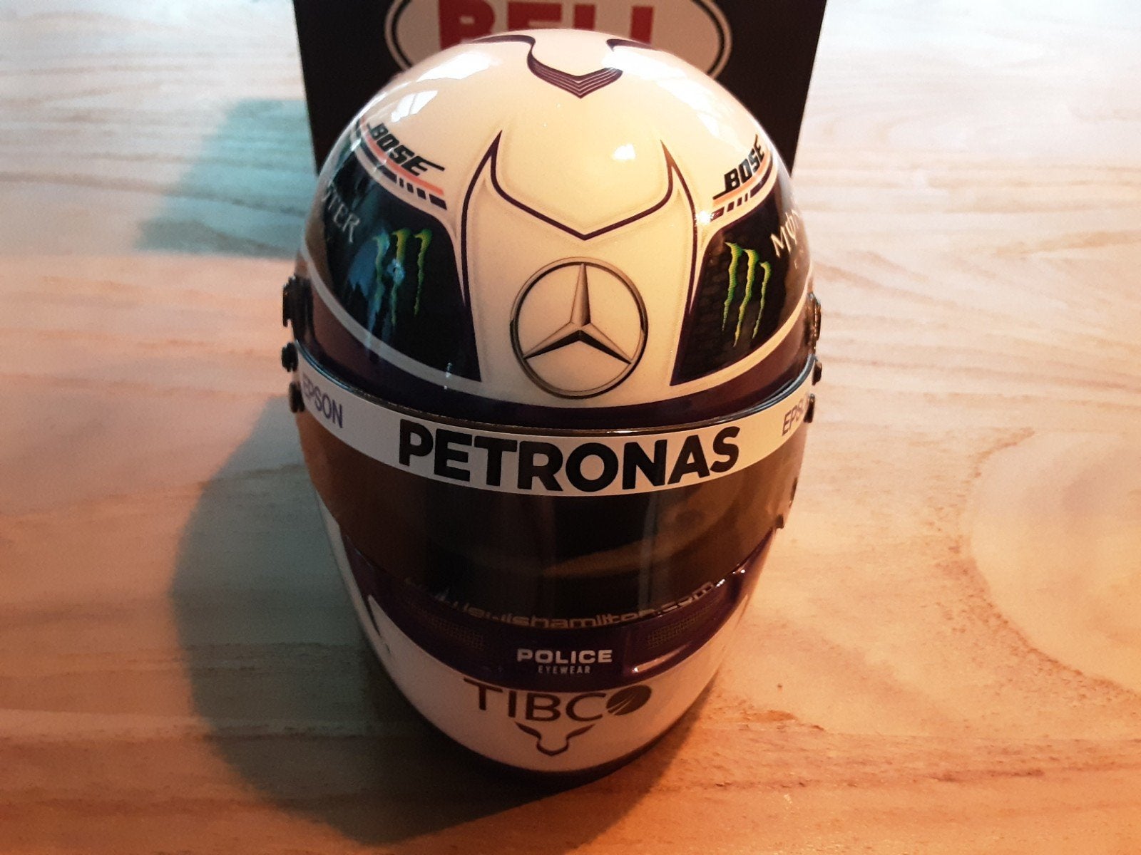 Lewis Hamilton Silverstone 2020 Mini Helm Bell 1:2 nieuw, Ophalen of Verzenden, Nieuw, Formule 1