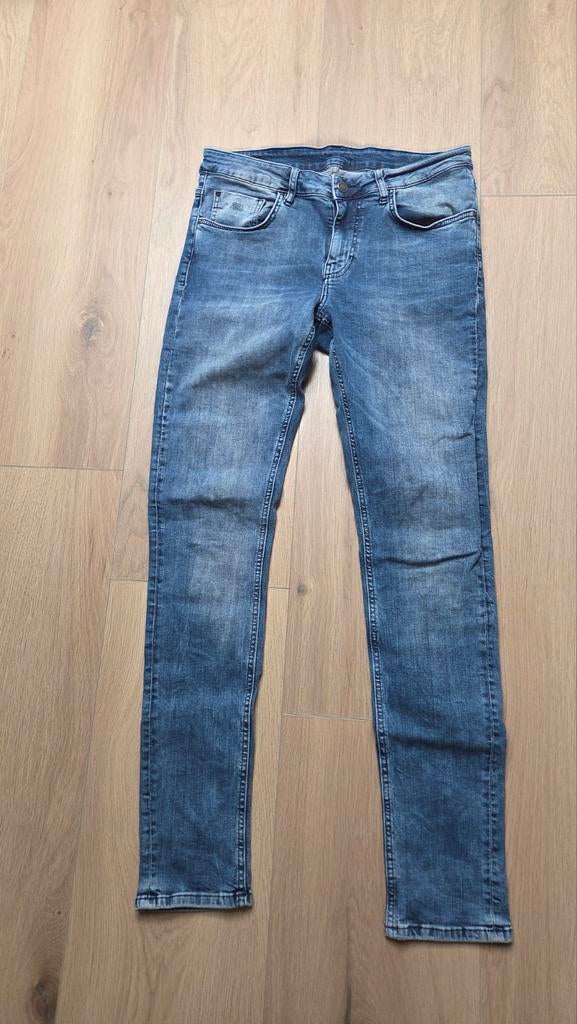 Daily Aesthetikz skinny jeans W33/L34, Blauw, W32 (confectie 46) of kleiner, Ophalen of Verzenden, Zo goed als nieuw