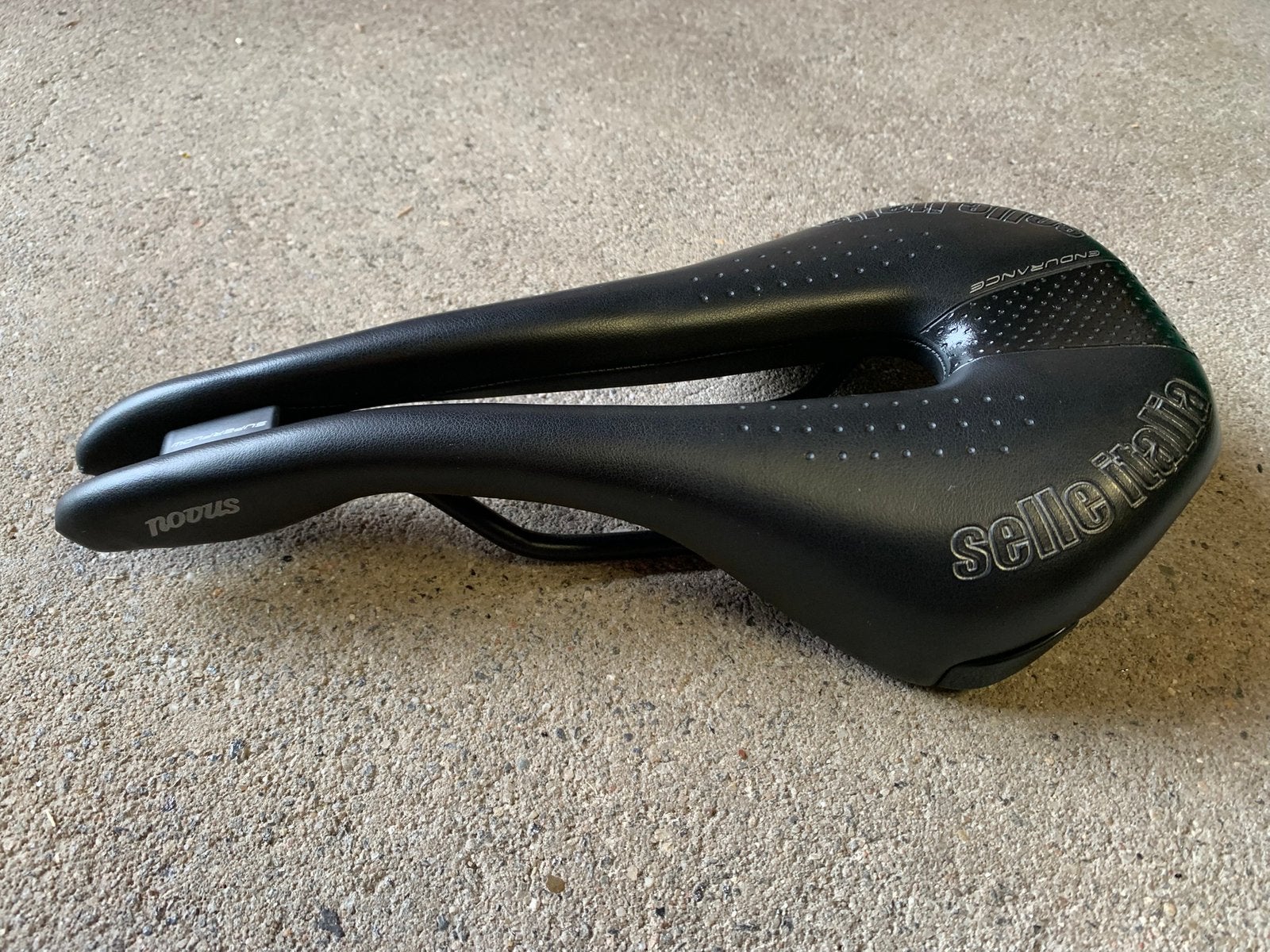 Selle Italie novus superflow L3, Ophalen of Verzenden, Gebruikt, Zadel