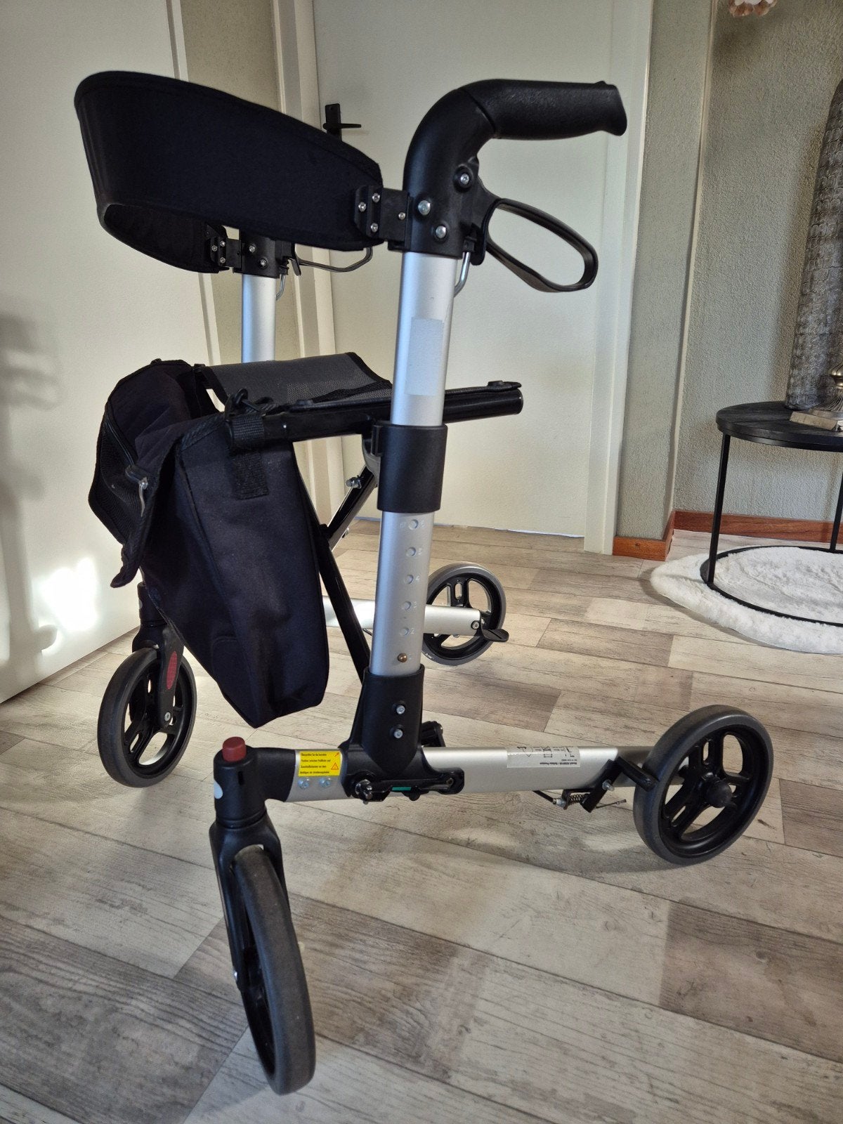 zo goed als nieuwe rollator, Ophalen, Zo goed als nieuw