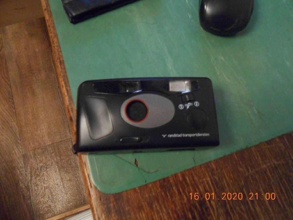 fotocamera analoog: fujifilm dl60, randstadtransportdiensten, Audio, Tv en Foto, Ophalen of Verzenden, Zo goed als nieuw, Compact