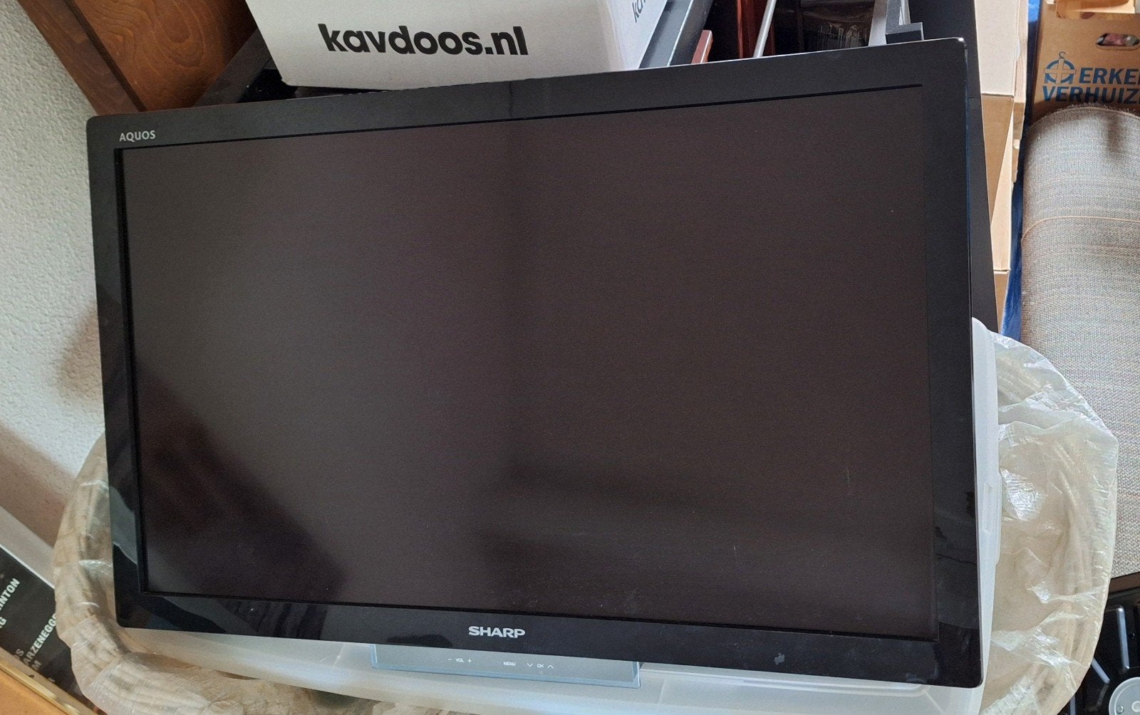Shampoo aquos Led tv met scart, Audio, Tv en Foto, Televisies, Ophalen, 100 cm of meer, 50 Hz, Sharp