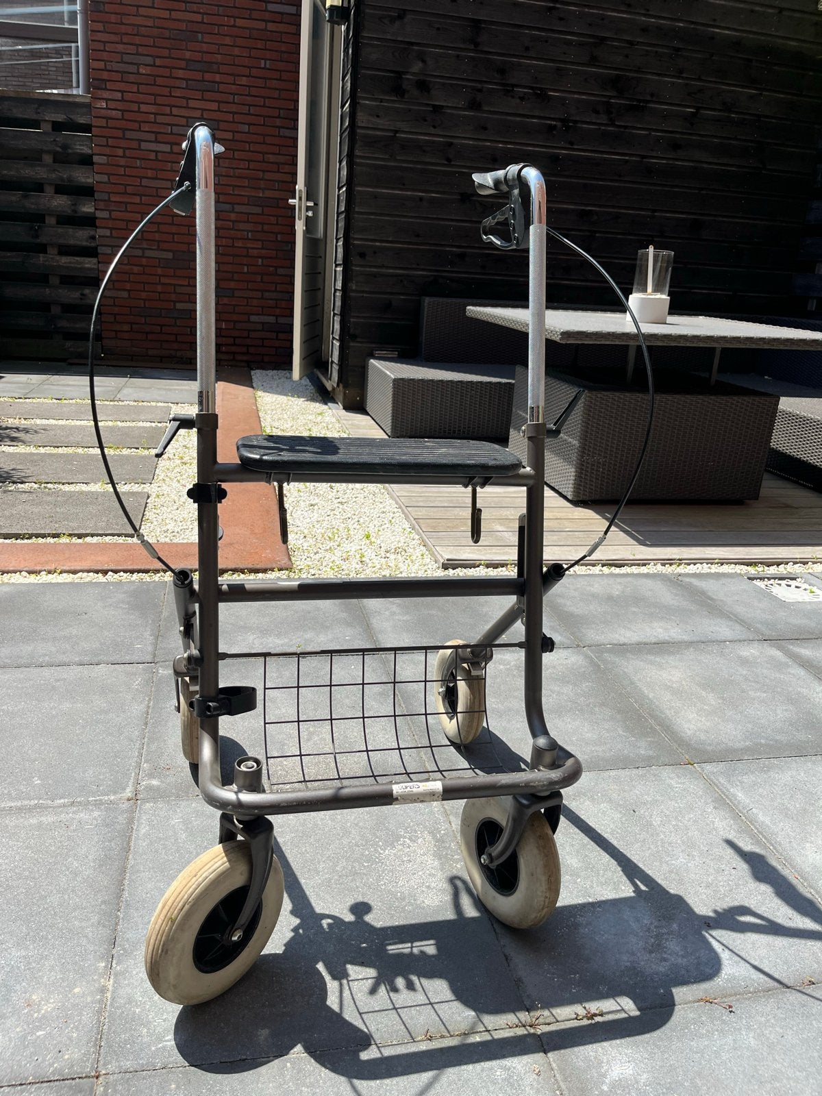 Rollator - in nette staat, Ophalen, Lichtgewicht, Zo goed als nieuw
