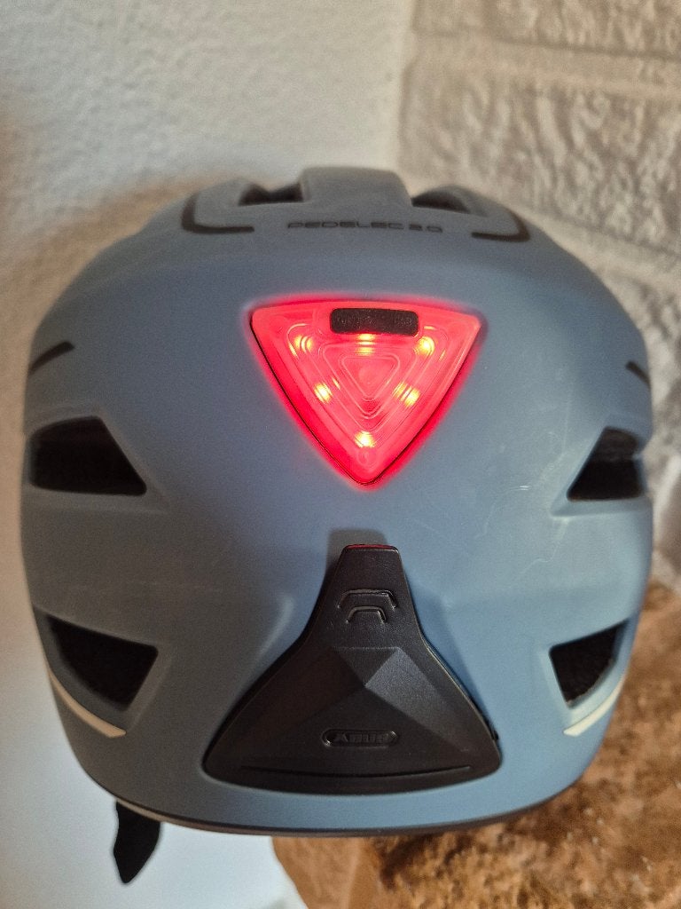 fietshelm Abus, Ophalen, Zo goed als nieuw, Abus, L