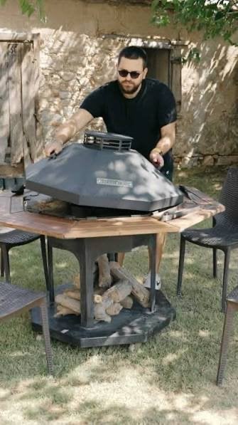 Theragone BBQ Plancha Tafel - Buiten Kookervaring, Ophalen, Zo goed als nieuw