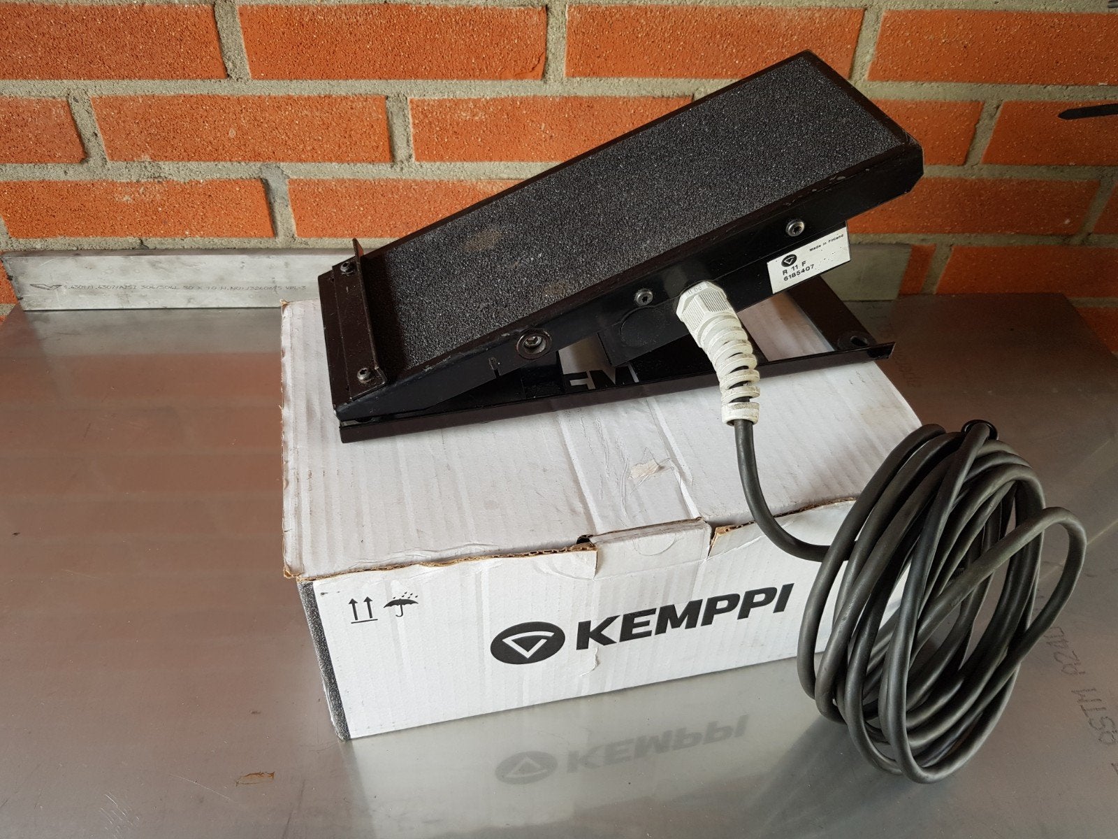 Kemppi voetpedaal, Ophalen of Verzenden, 250 ampère of meer