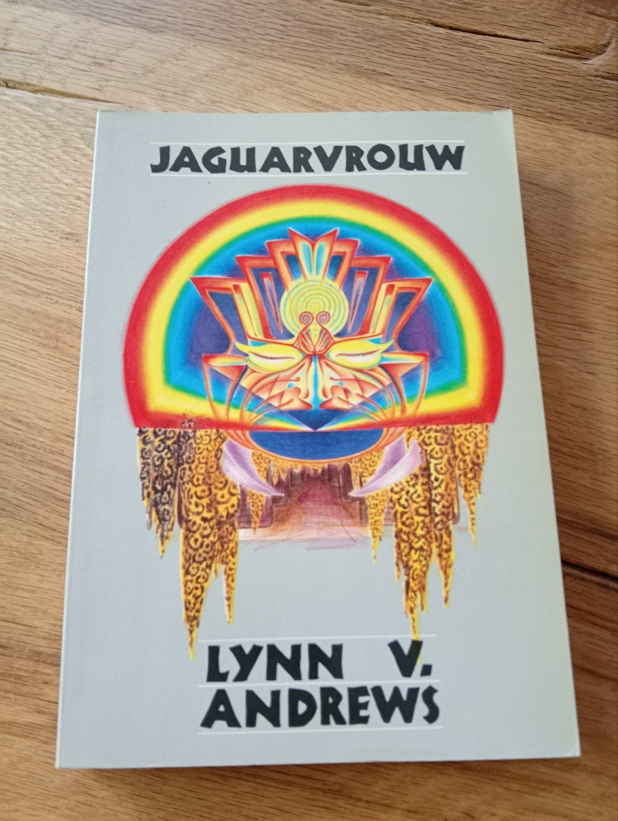 Jaguarvrouw - Lynn V. Andrews, Boeken, Ophalen of Verzenden, Zo goed als nieuw, Lynn V. Andrews