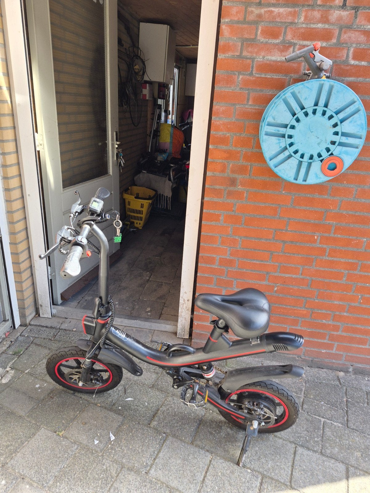 outi v1, Ophalen of Verzenden, Gebruikt, Elektrische step (E-scooter)
