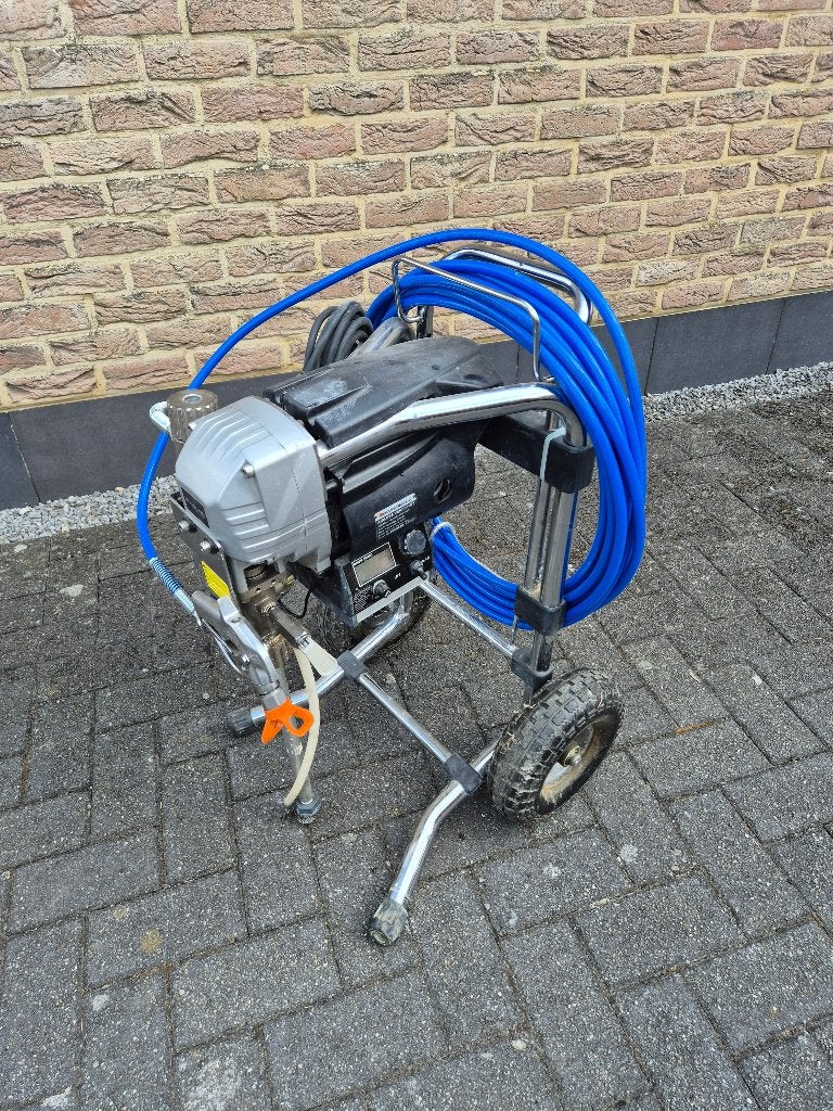Airless verfspuit, Doe-het-zelf en Verbouw, Schildersmaterialen, Ophalen, Gebruikt, Verfspuit of Verfpomp