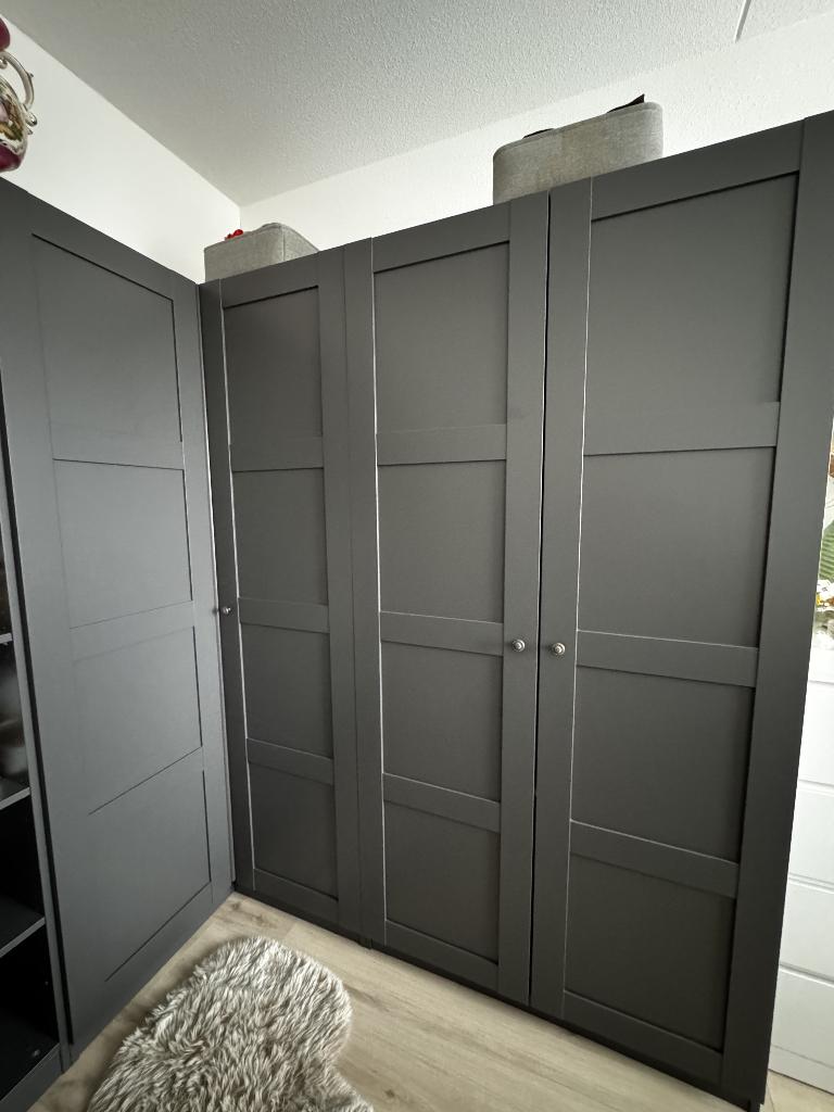 Grijze kledingkast met hoek ikea pax kast hoek wijzigbaar, Ophalen, Met deur(en), 150 tot 200 cm, Zo goed als nieuw