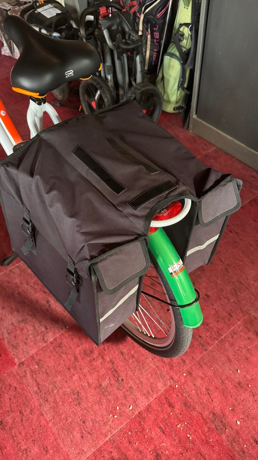 Zwarte fietstassen - Ideaal voor boodschappen of woon-werkve, Ophalen, Gebruikt