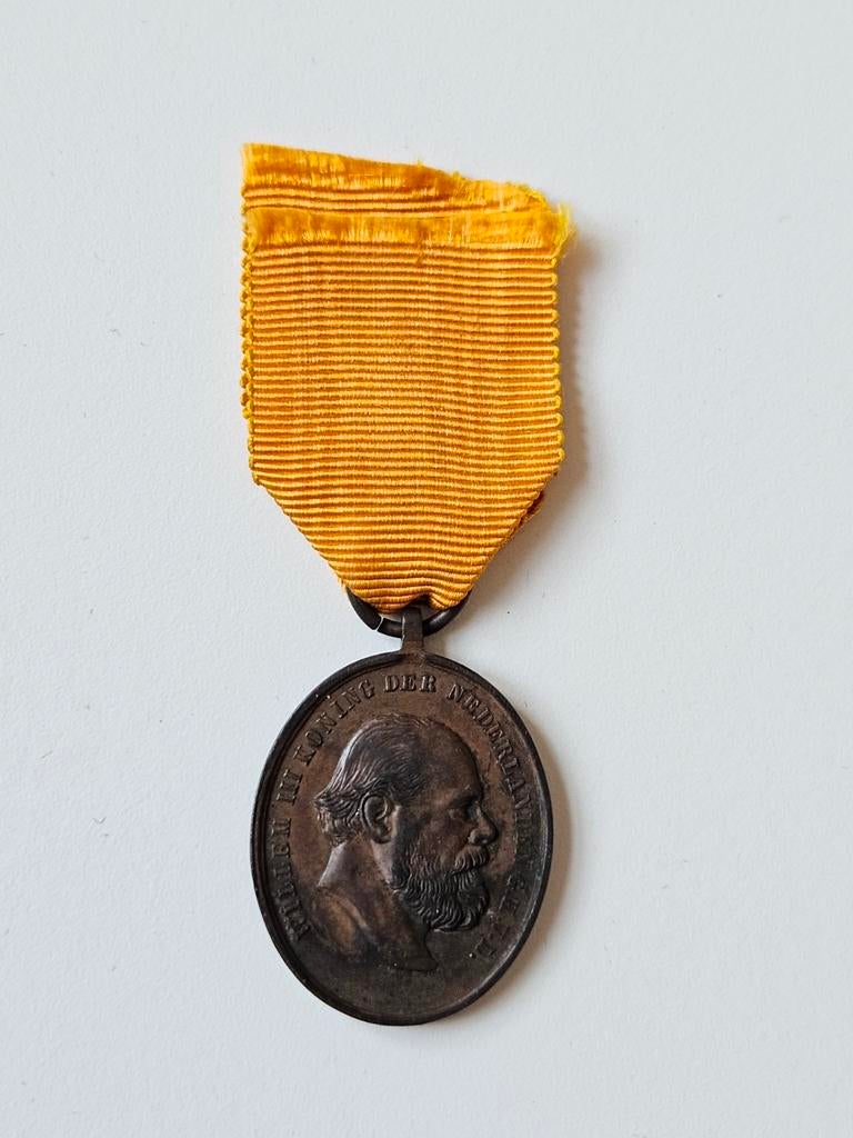 Trouwe dienst Ijver en Trouw brons Willem 3, Ophalen of Verzenden, Landmacht, Nederland