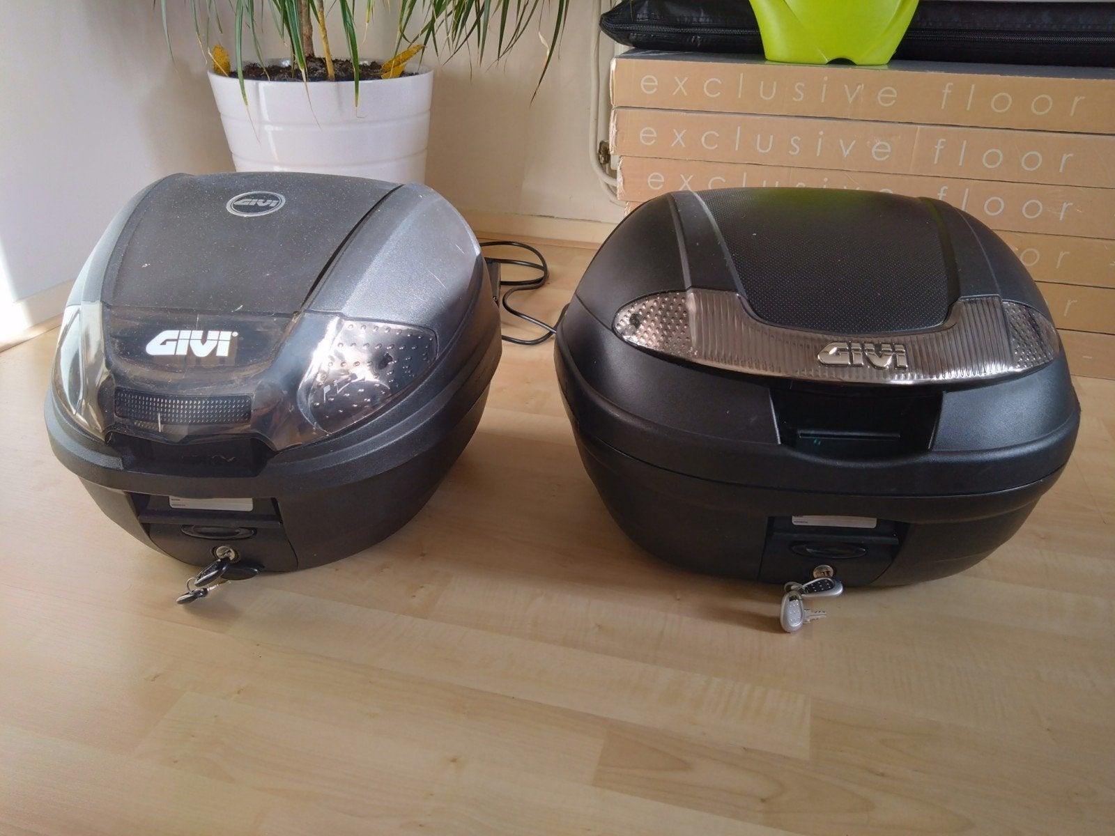 GIVI Topkoffer (2 stuks) 30 en 34 liter, Ophalen, Gebruikt