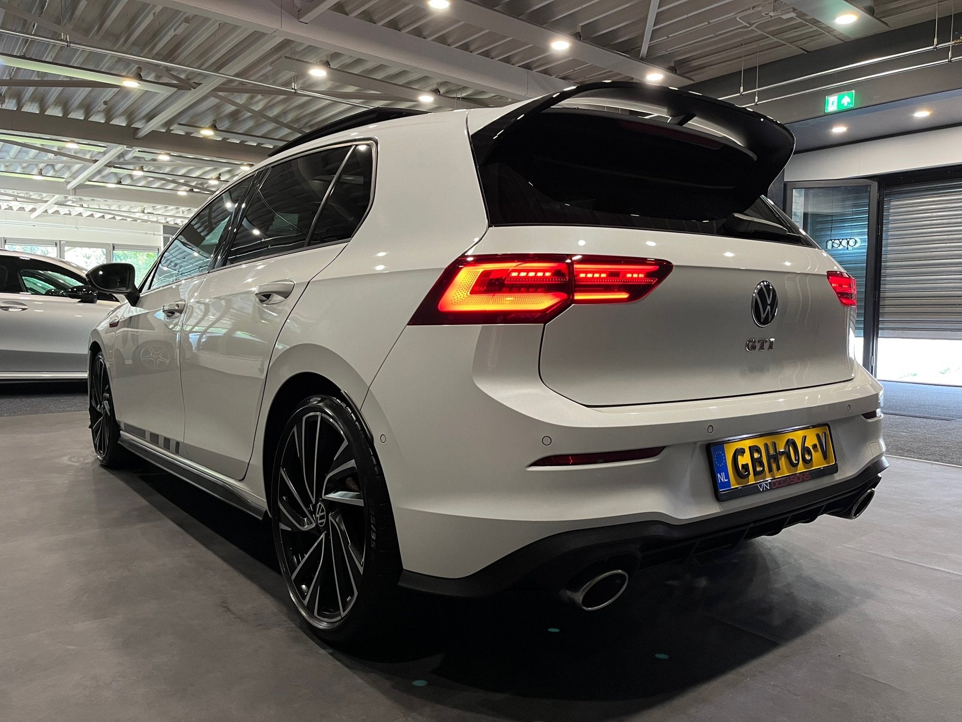 Volkswagen GOLF 2.0 TSI GTI CLUBSPORT 300PK PANO IQ LIGHT HU, 15 km/l, Gebruikt, 4 cilinders, 1984 cc