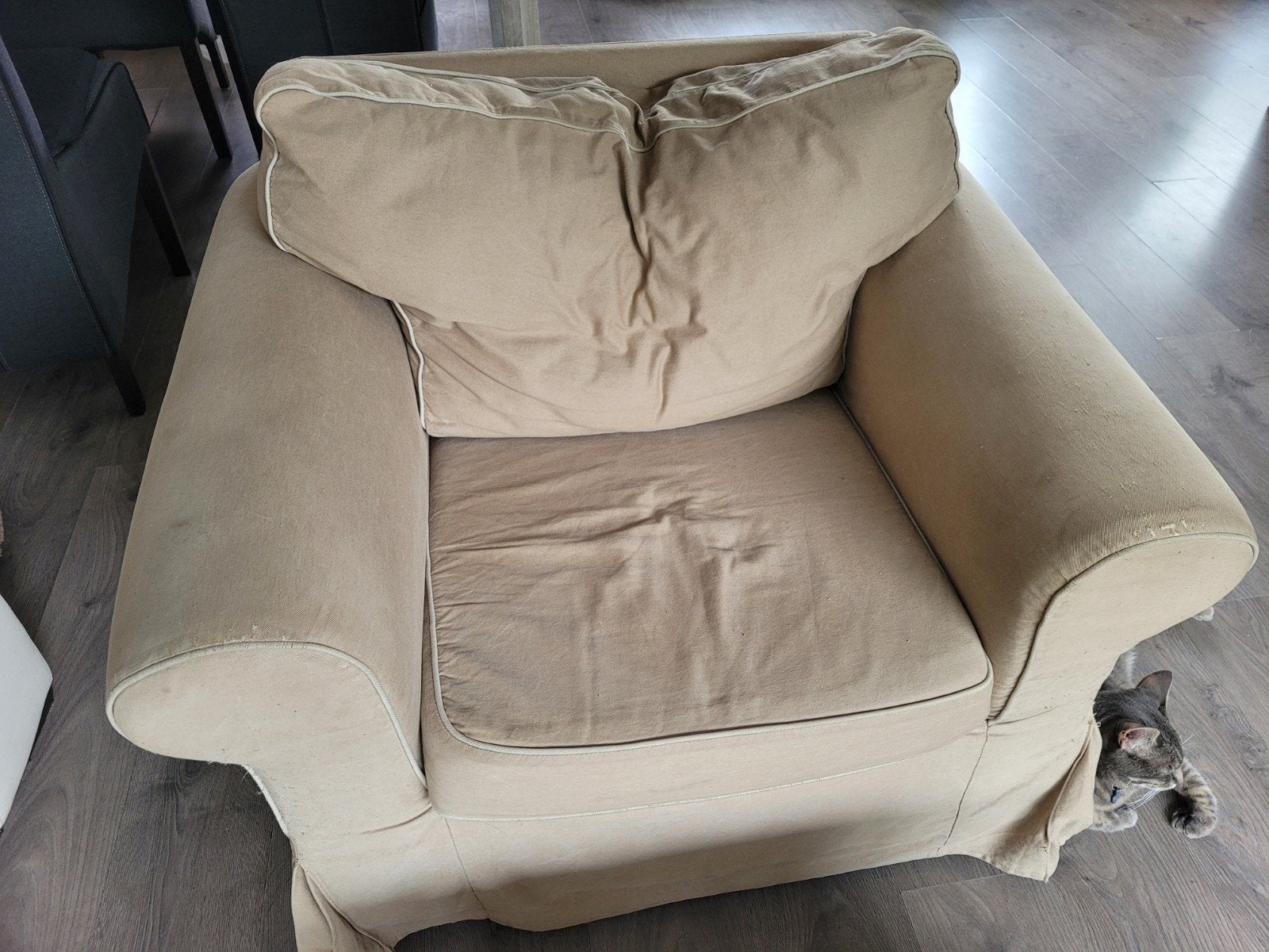 GRATIS Lekkere stoffen stoel/fauteuil, hoes is wasbaar, Ophalen, Gebruikt, Bruin, IKEA Ektorp