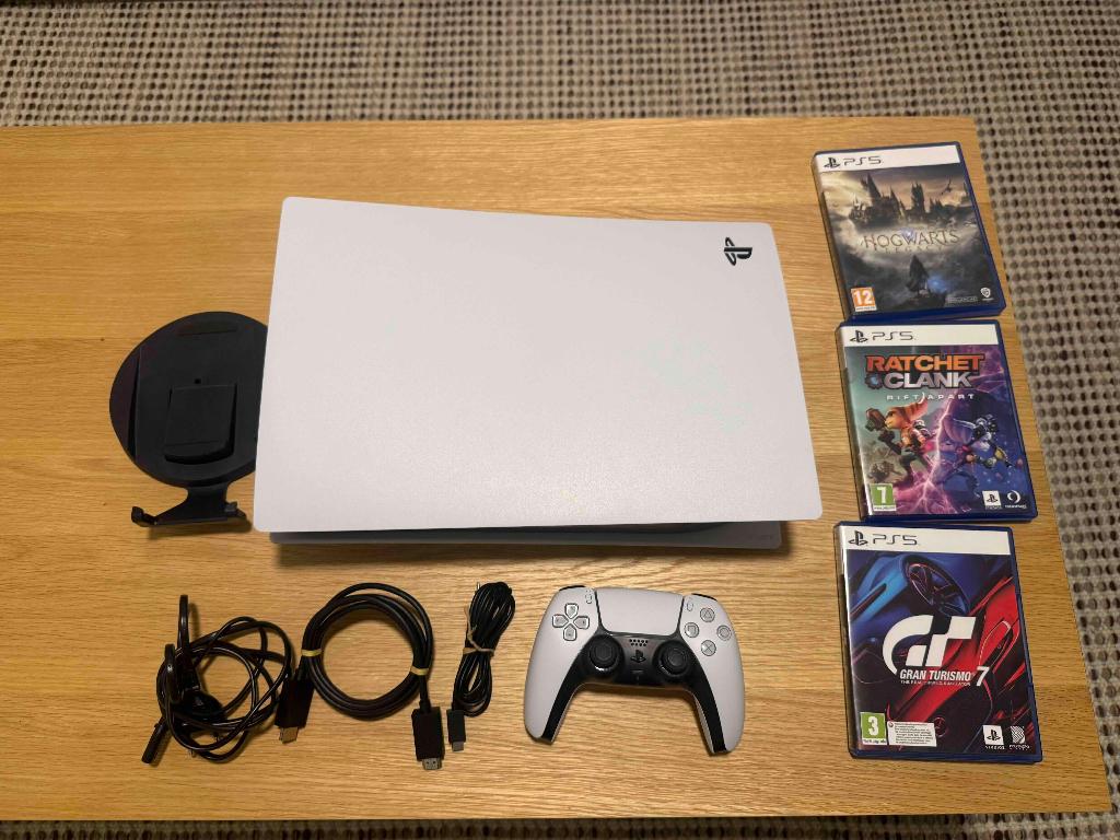 PlayStation 5 Disk Edition + 3 Games, Spelcomputers en Games, Spelcomputers | Sony PlayStation 5, Ophalen, Zo goed als nieuw, Playstation 5