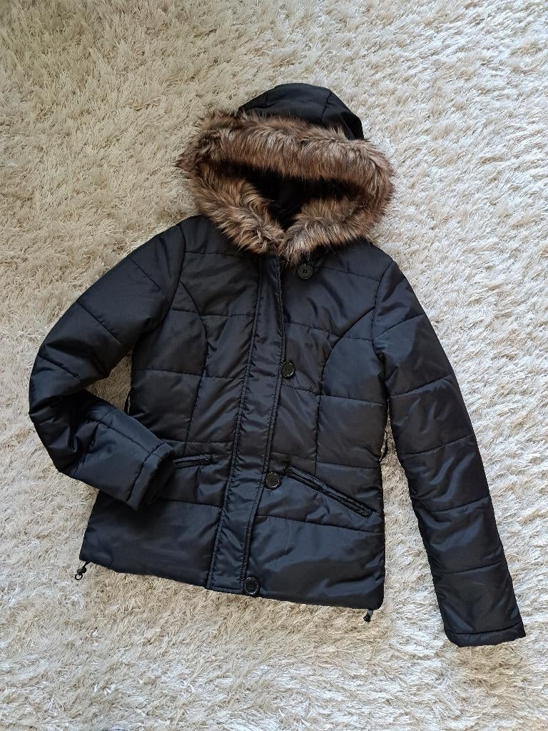 Mooie warme zwarte winterjas dames maat XS / 34 NIEUW, Kleding | Dames, Jassen | Winter, Zwart, Nieuw, Ophalen of Verzenden, Maat 34 (XS) of kleiner
