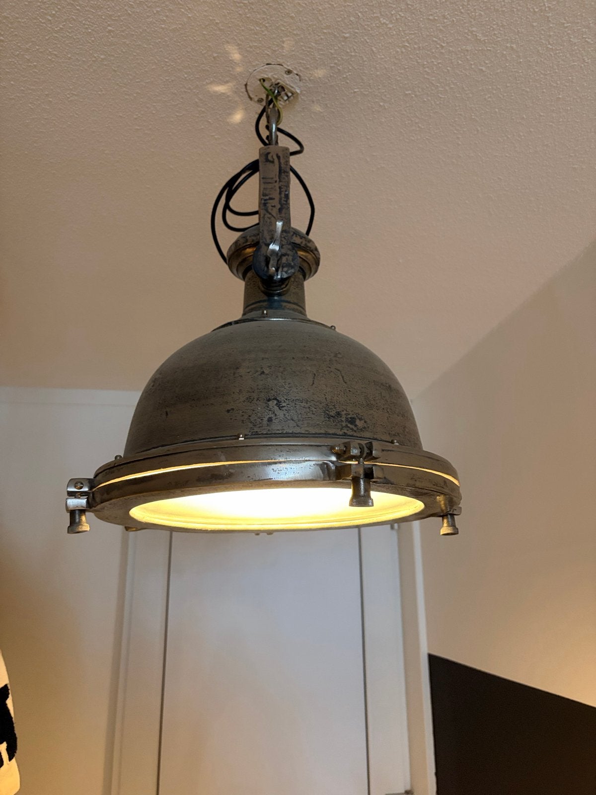 Zware industriële hanglamp ruw nikkel, Ophalen of Verzenden, Gebruikt, Metaal, E27 (groot)