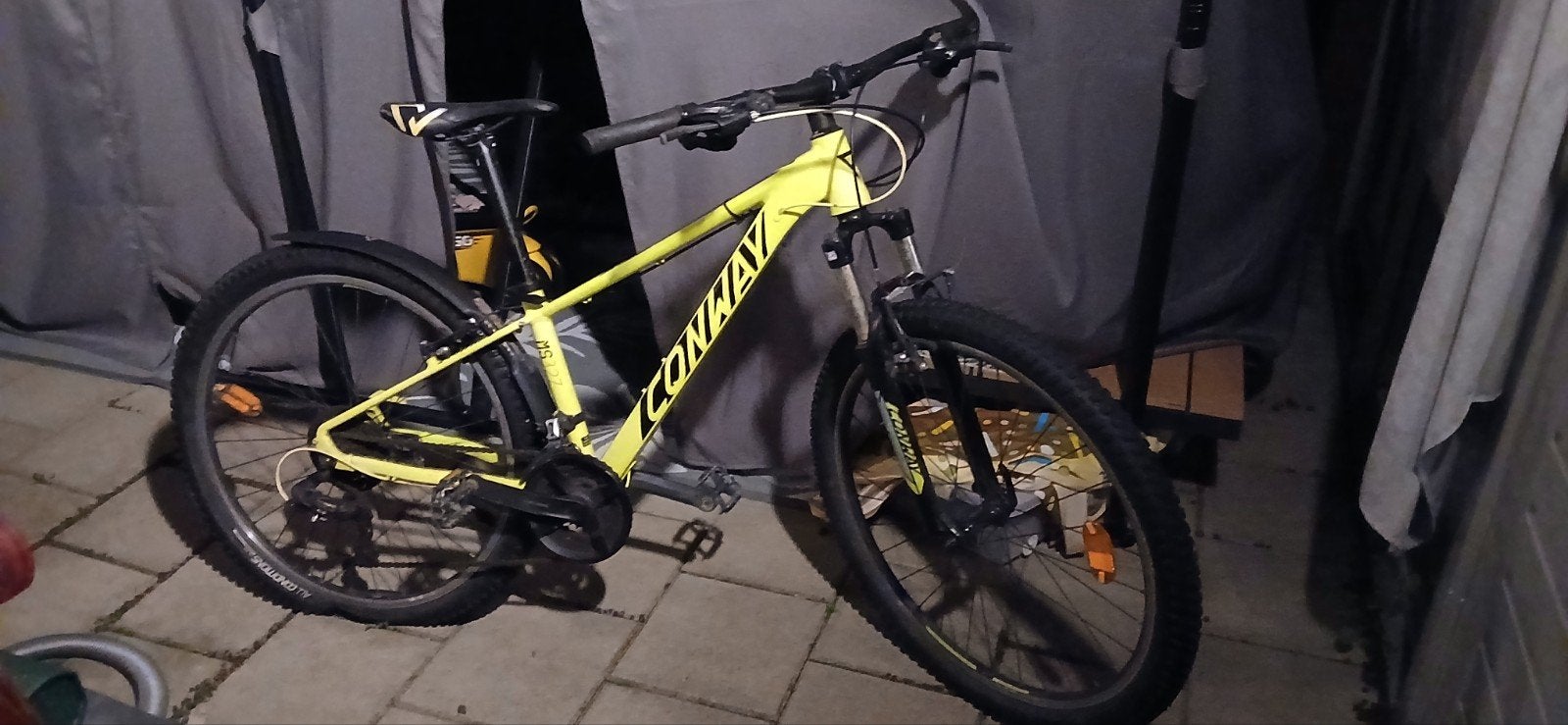 Mountain bike Conway, Ophalen, 24 inch of meer, Gebruikt, Velgrem