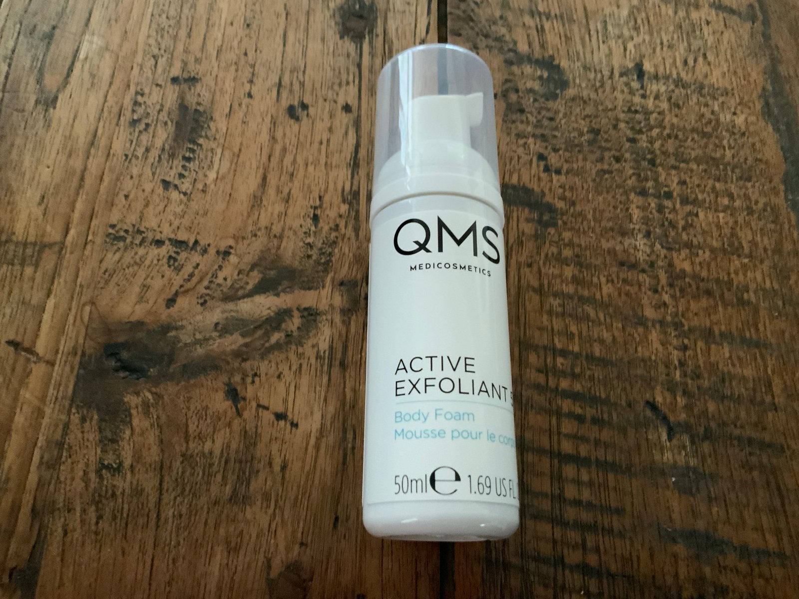 QMS Medicosmetics Active Exfoliant Body Foam 50ml, Ophalen, Nieuw, Bodylotion, Crème of Olie