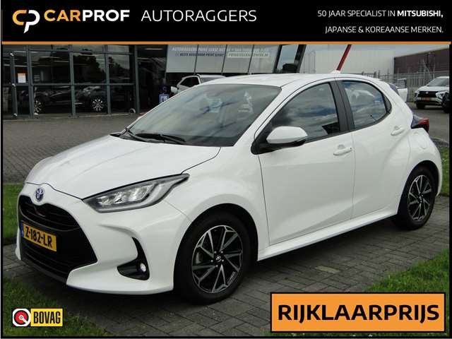 Toyota Yaris 1.5 Hybrid 115 Dynamic | Stoelverwarming | Led, Auto's, 12 maanden, 450 kg, Gebruikt, Stoelverwarming