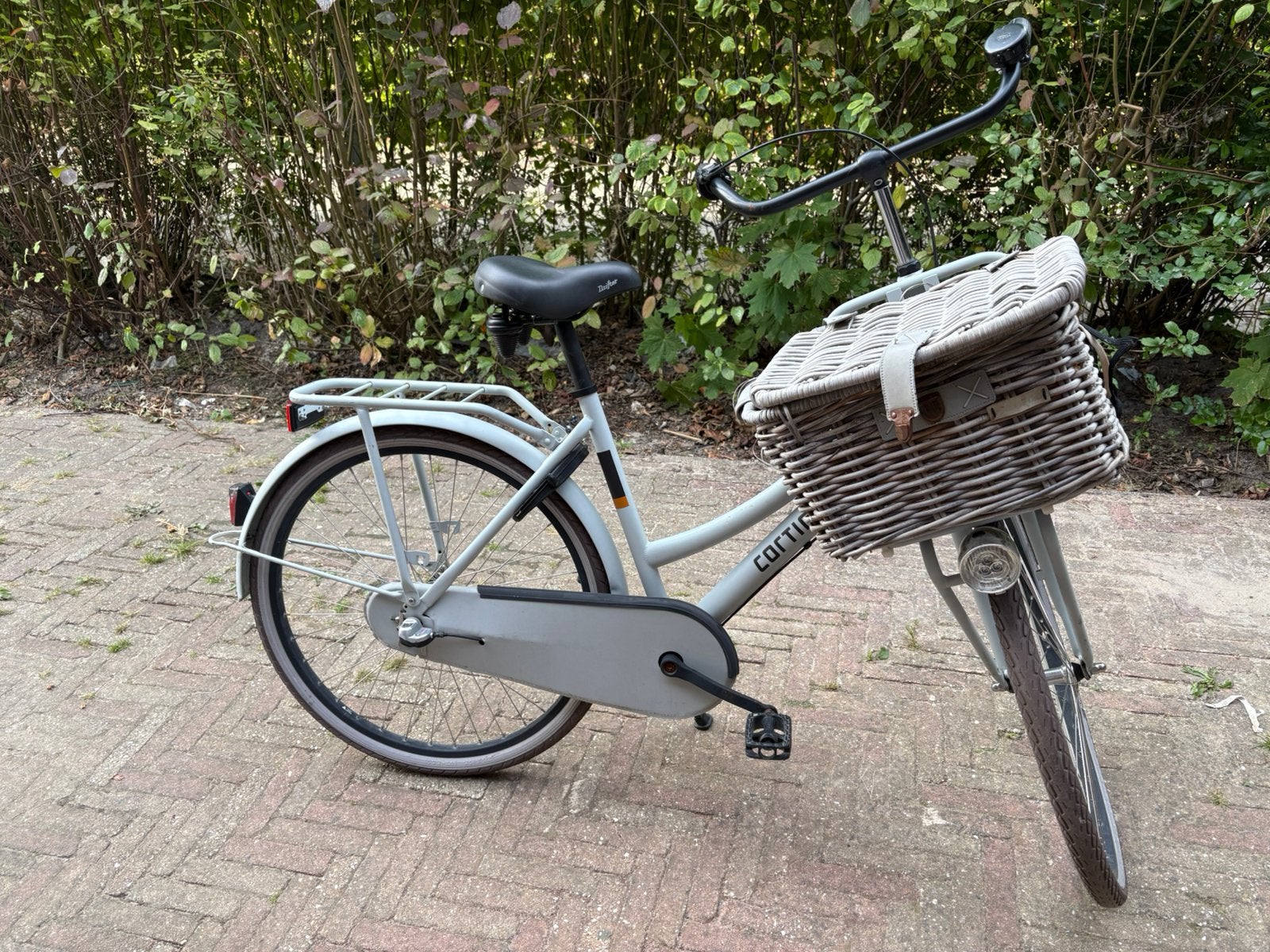 Cortina U4 26 inch meisjes fiets, Terugtraprem, Gebruikt, Versnellingen, Ophalen