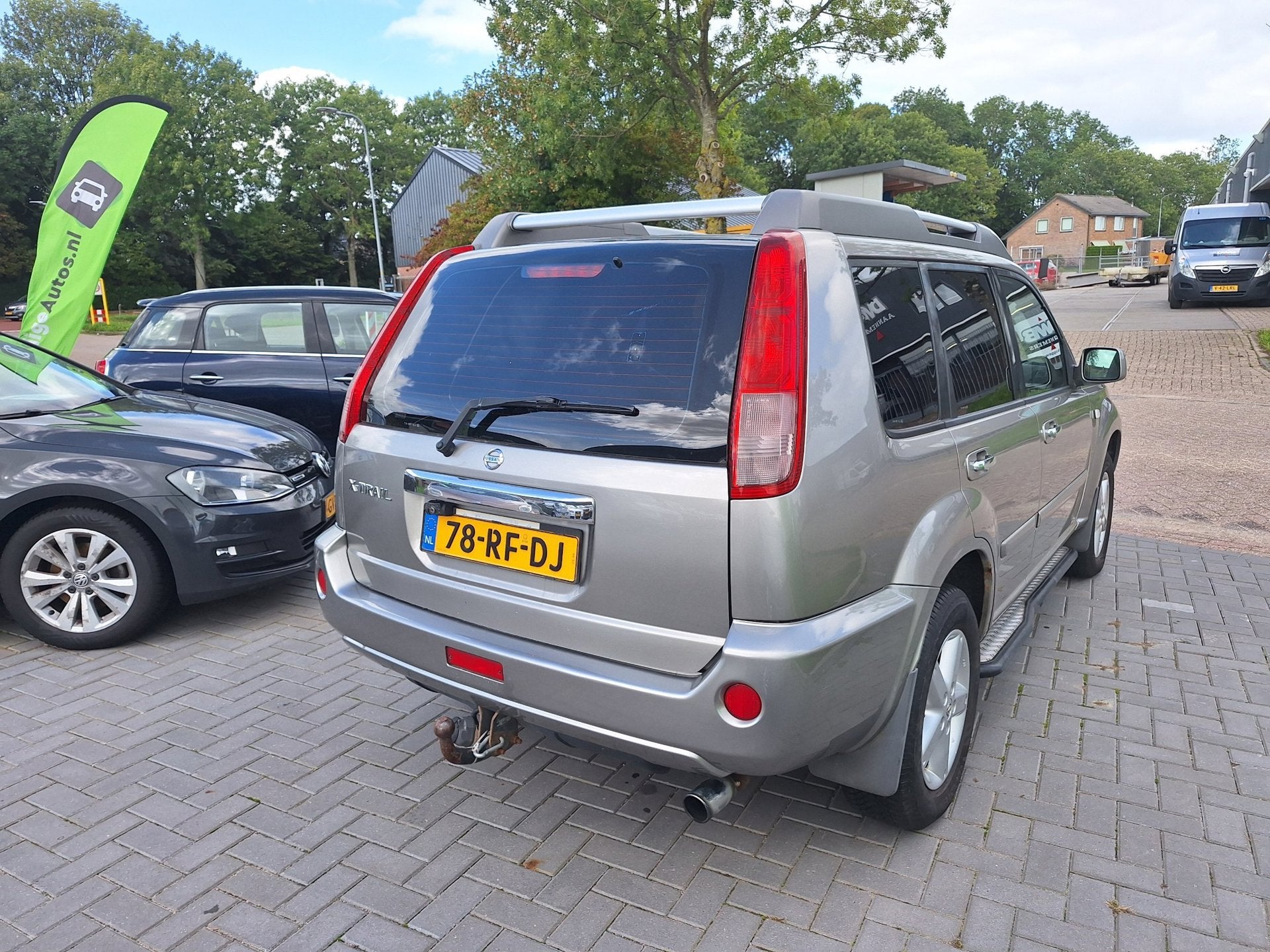 Nissan X-Trail 2.5 Sport Outdoor / Nette auto / APK april 20, Auto's, Automatische klimaatregeling, Gebruikt, 4 cilinders, 2000 kg