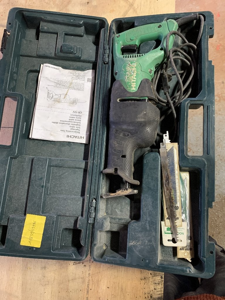 Hitachi CR 13V Reciprozaag / Schrobzaag, Ophalen, Gebruikt, 70 mm of meer, 600 tot 1200 watt