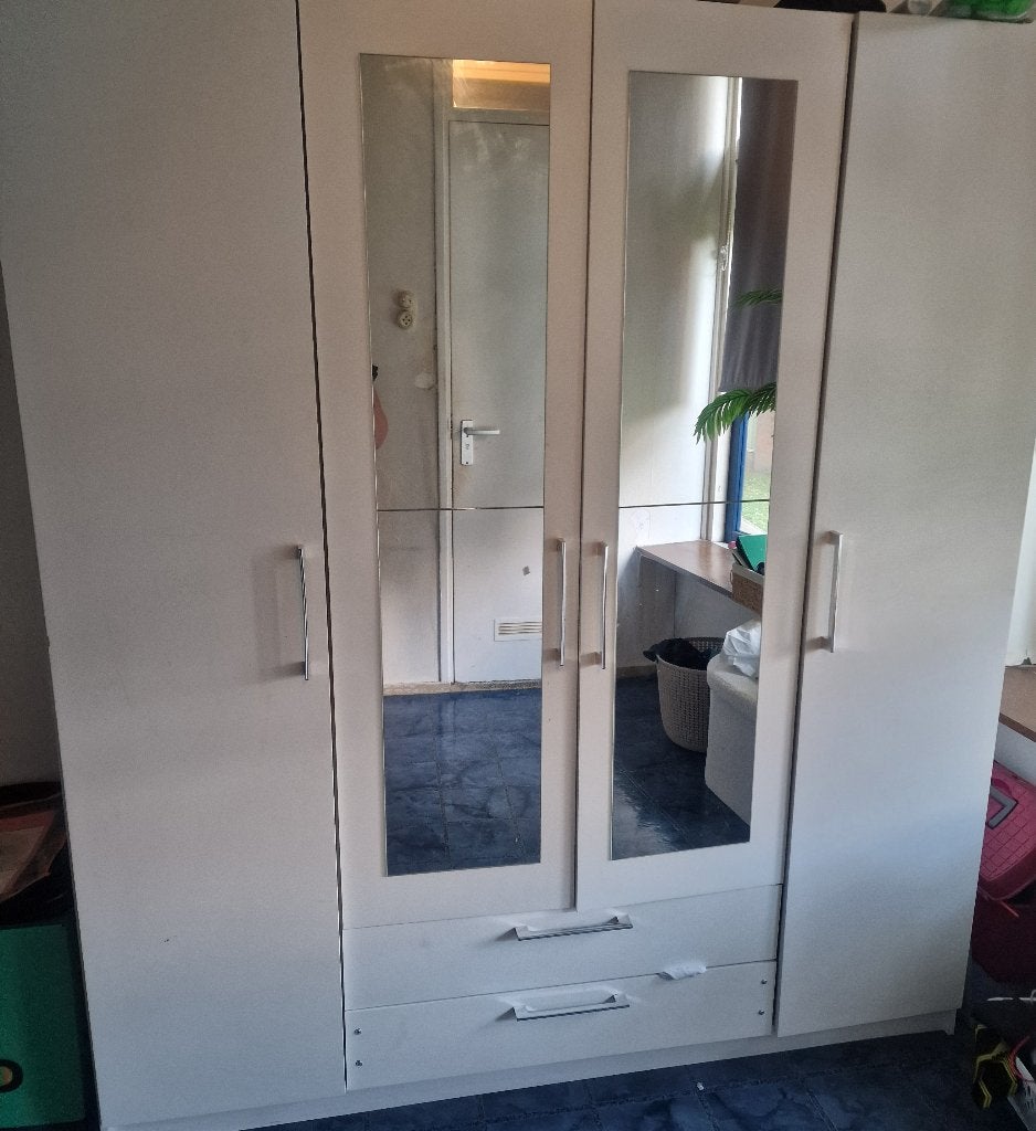 Grote mooie Linnenkast, Ophalen, 200 cm of meer, Zo goed als nieuw, 200 cm of meer