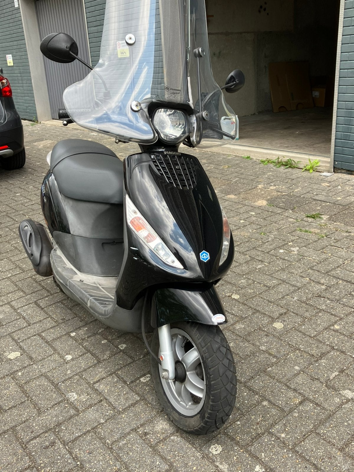 Piaggio SCOOTER C25 Zwart, Fietsen en Brommers, Ophalen, Zip, 49 cc, Zo goed als nieuw