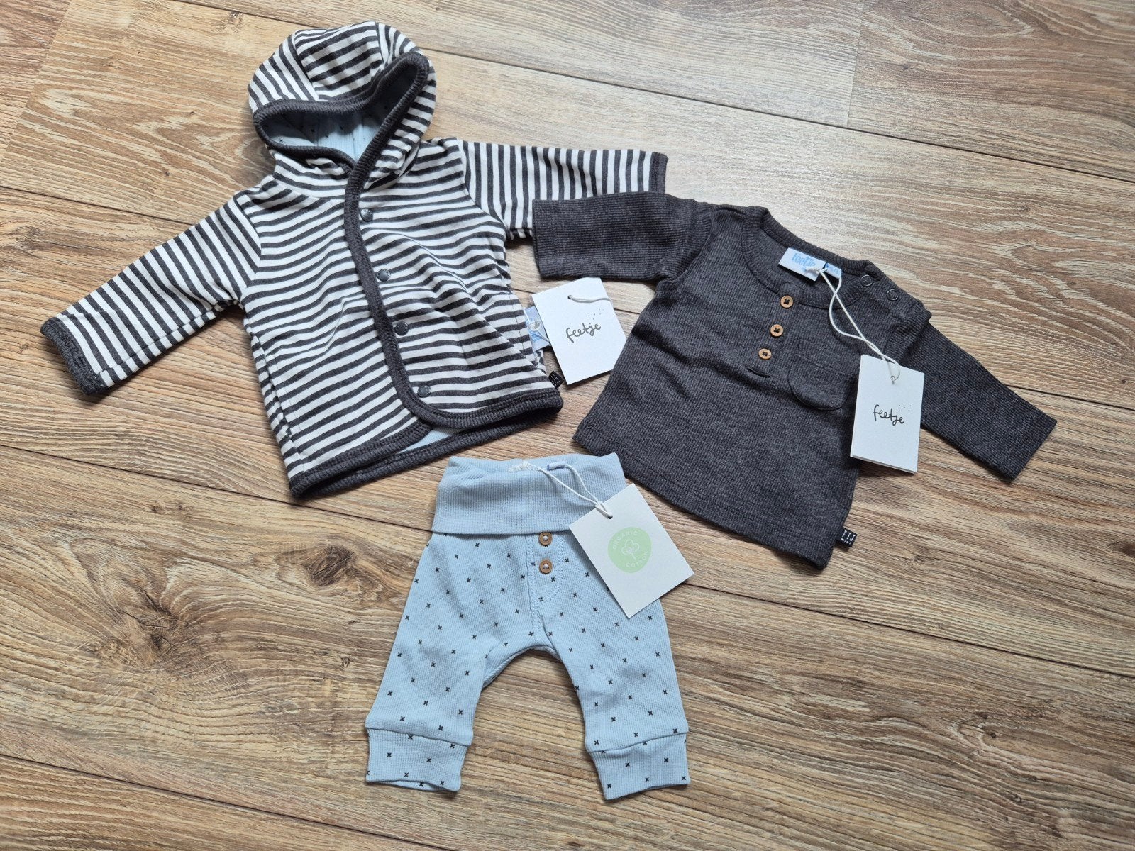 Feetje setje * maatje 44 *, Kinderen en Baby's, Babykleding | Prematuur, Nieuw, Ophalen of Verzenden, Setje, Feetje