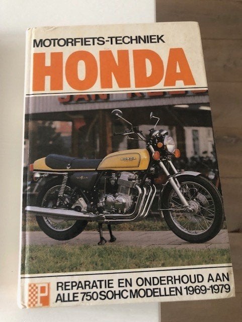 werkplaatshandboek HONDA CB750 sohc 1969-1979; 17,95 euro, Motoren, Ophalen of Verzenden, Honda