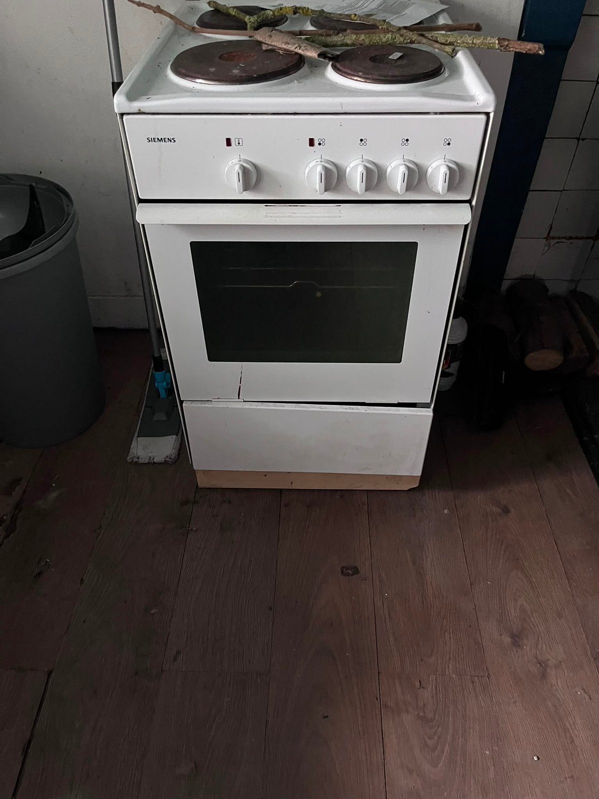 Fornuis en oven, Ophalen, 4 kookzones, Zo goed als nieuw, Gas