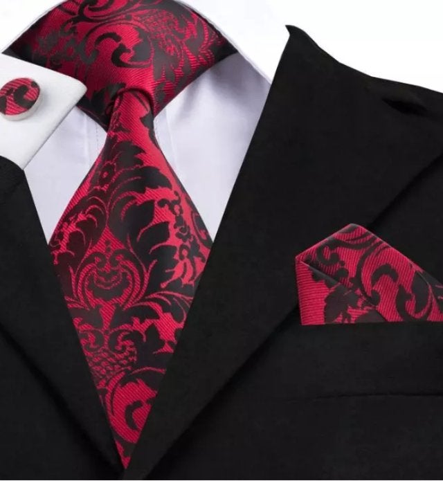 100% zijde Stropdas Pochet Manchetknopen Rood Zwart -NIEUW-, Ophalen of Verzenden, Nieuw, Rood, Met patroon