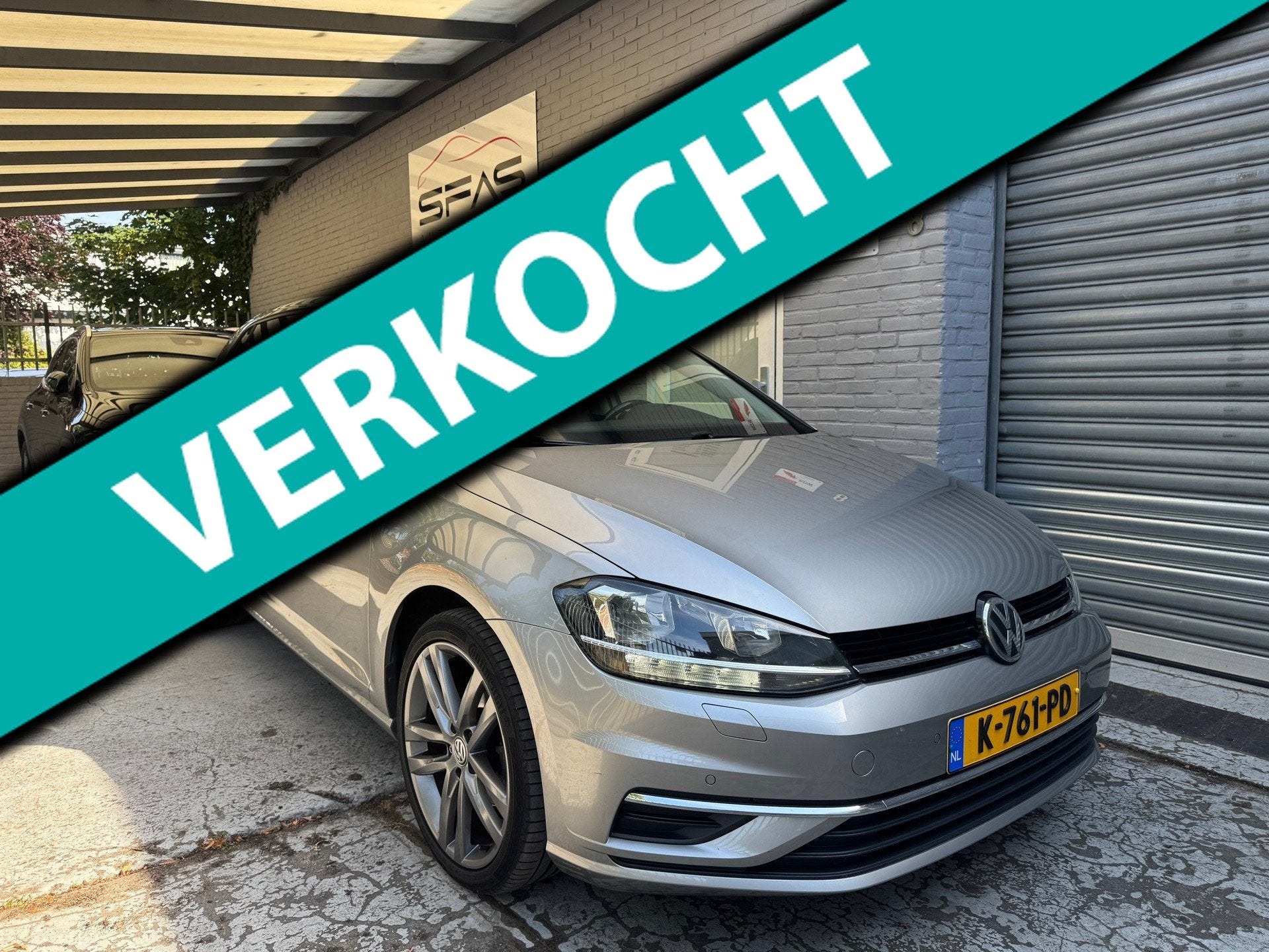 Volkswagen Golf 1.0 TSI 110PK Eat7 2017 Grijs Massagestoel, Auto's, Gebruikt, Bedrijf, Golf, 3 cilinders
