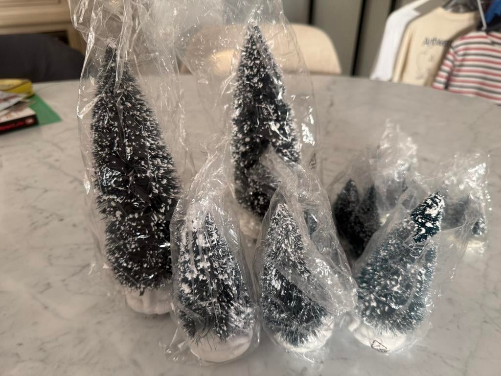 Kerstbomenset voor Lemax kerstdorp, Diversen, Kerst, Ophalen of Verzenden, Zo goed als nieuw