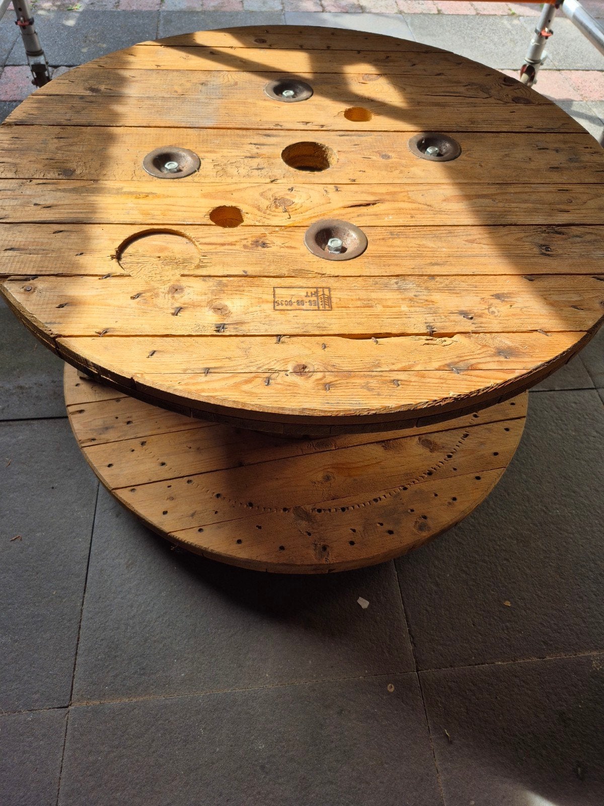 Grote houten kabelhaspeltafel met wielen., Ophalen, Gebruikt, 50 tot 100 cm, Rond