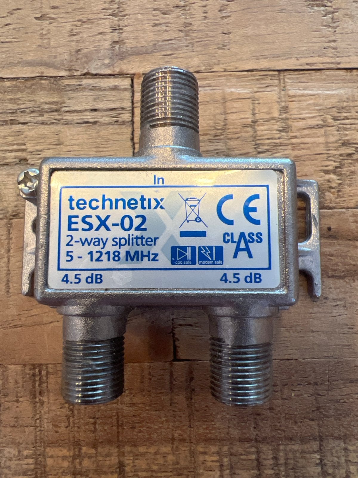 Technetix ESX-02 2-weg splitter 5-1218 MHz, Ophalen, Nieuw, Overige kabels