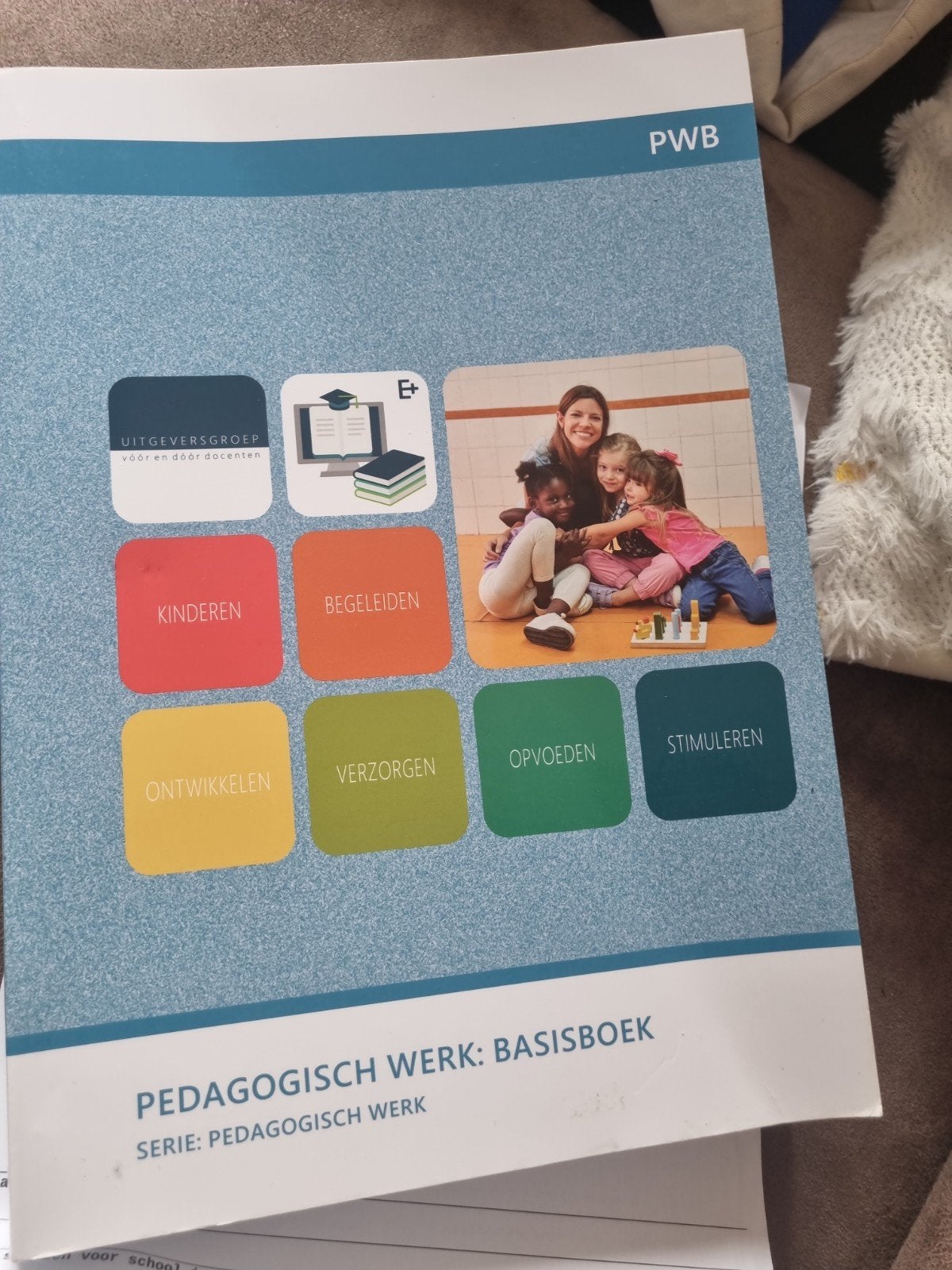 Pedagogisch Medewerker Kinderopvang & Pedagogisch Werk, Ophalen of Verzenden, Gelezen, Overige niveaus, Overige vakken