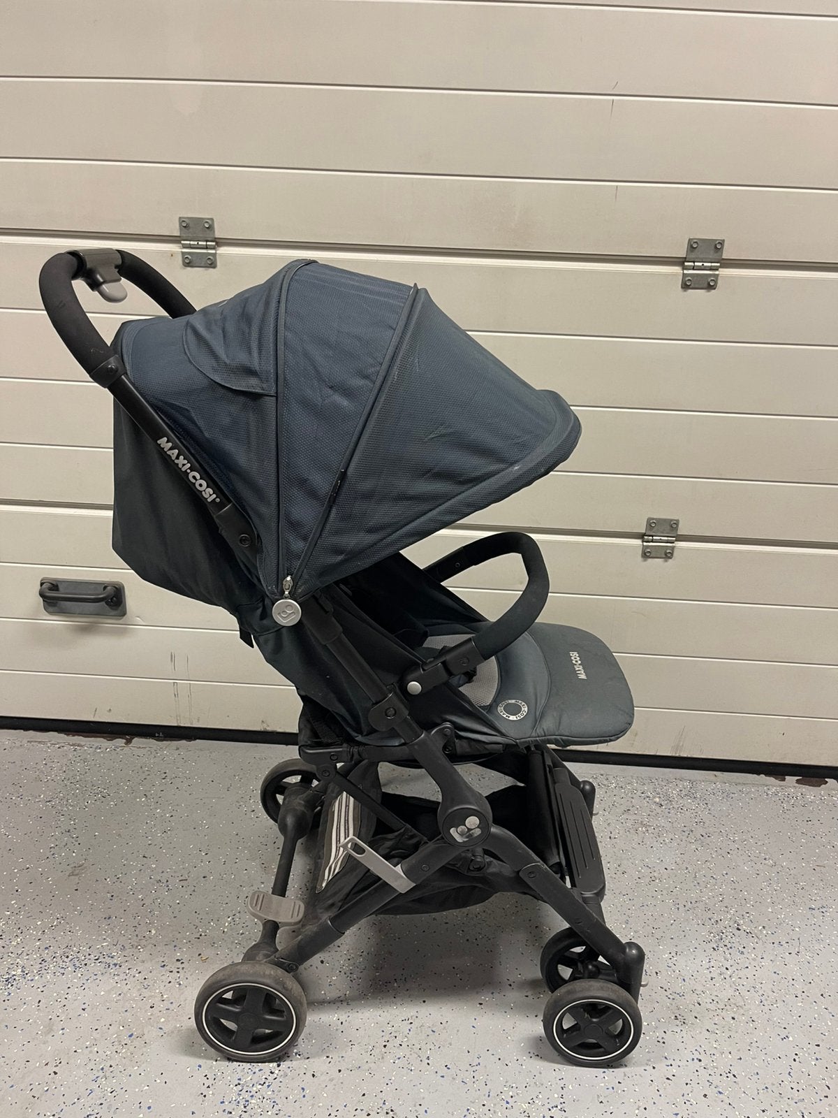 Maxi cosi Lara 2 | kinderwagen | buggy, Kinderen en Baby's, Buggy's, Ophalen, Zo goed als nieuw, Maxi-Cosi, Verstelbare rugleuning