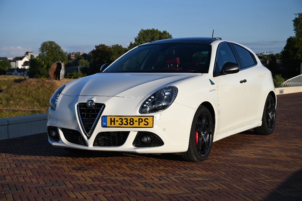Alfa Romeo Giulietta QV 1.7 TBI TCT 2015, Auto's, Alfa Romeo, Particulier, Giulietta, Airbags, Airconditioning, Automatische klimaatregeling